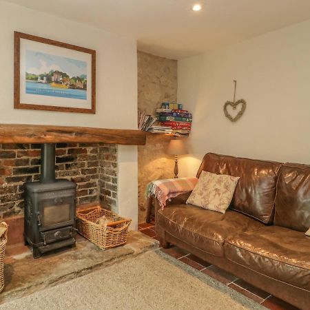 Apple Tree Cottage Shillingstone Exterior photo